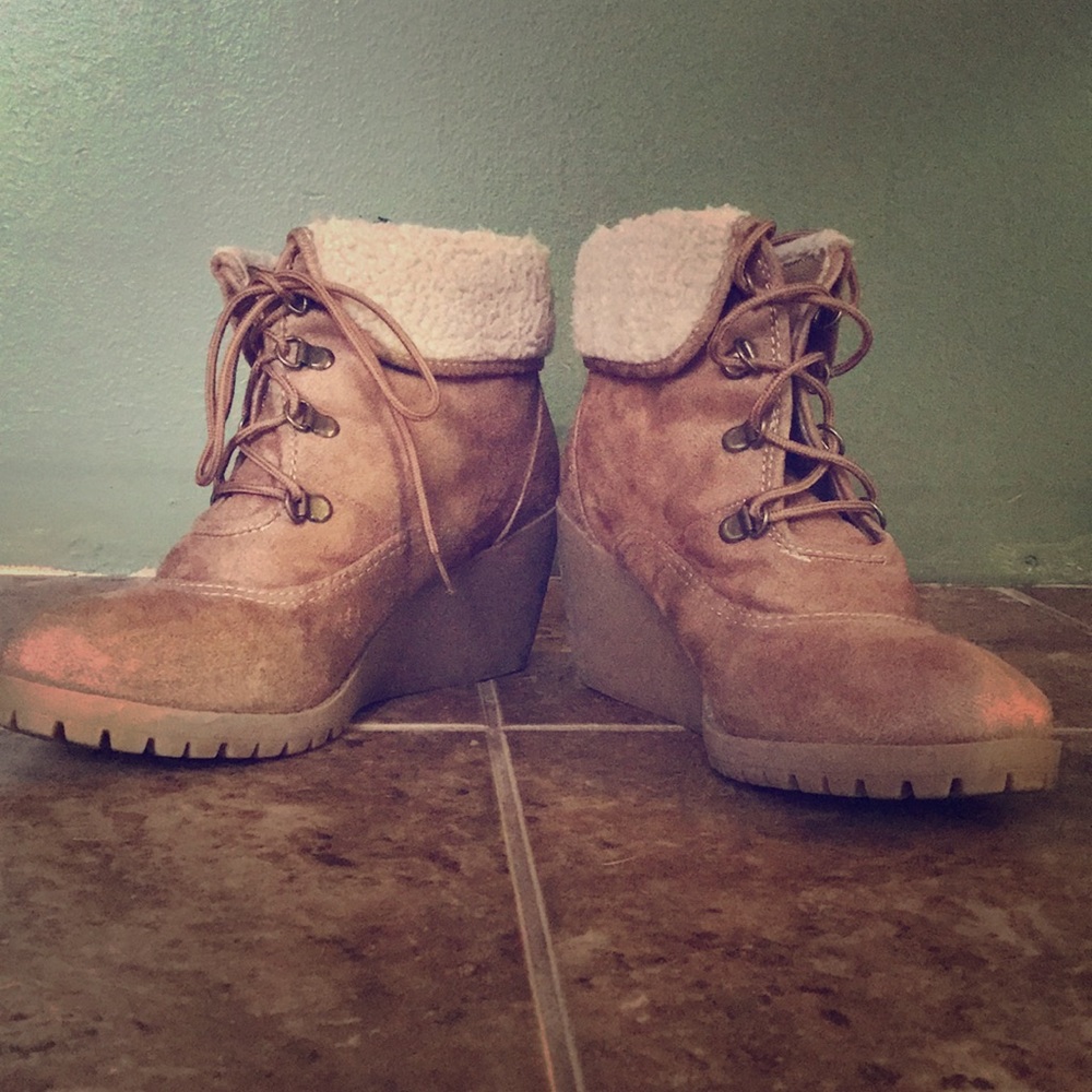 Brown winter boot wedges